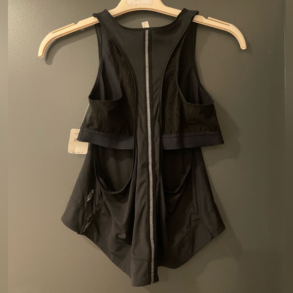 NWT Free People Rise To Run Cami - Picture 11 of 14